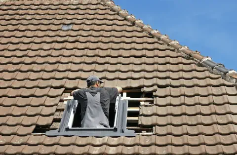 Pose de velux - Le Lardin-Saint-Lazare